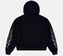 Cargar imagen en el visor de la galería, Zip Hoodie Boxy Black Flamas
