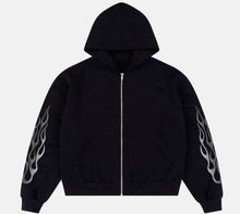 Cargar imagen en el visor de la galería, Zip Hoodie Boxy Black Flamas
